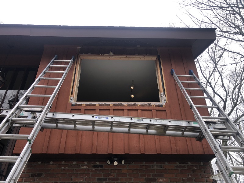 Scaffolding set up to remove a bay window in Stamford, CT